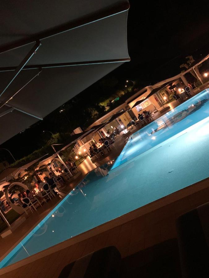 Galia Luxury Resort Пицо Екстериор снимка